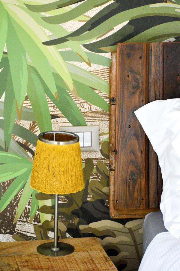 Bed And Breakfast Le Giale カステルヌオーヴォ・デル・ガルダ エクステリア 写真