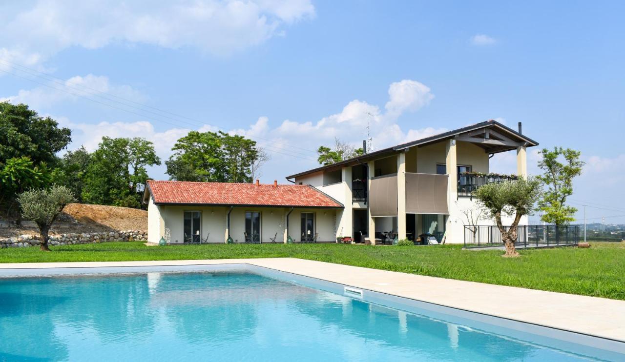 Bed And Breakfast Le Giale カステルヌオーヴォ・デル・ガルダ エクステリア 写真