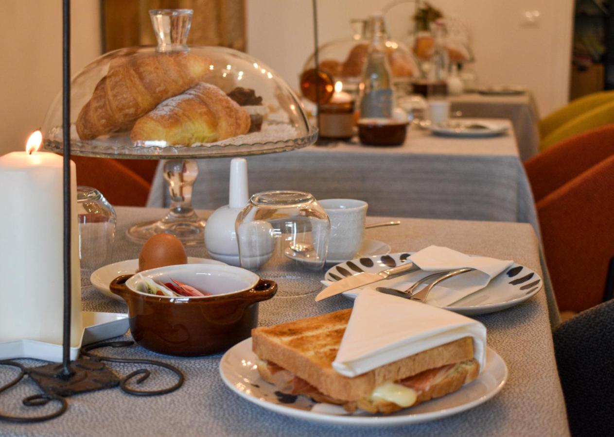 Bed And Breakfast Le Giale カステルヌオーヴォ・デル・ガルダ エクステリア 写真